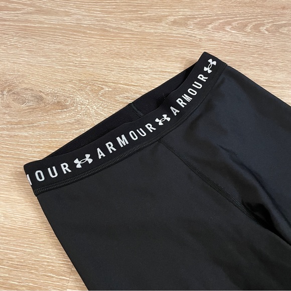 Womens Under Armour Bicycle Shorts - Picture 5 of 6